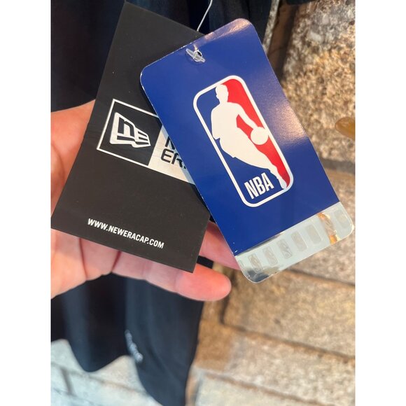 New Era Chicago Bulls NBA Black T-Shirt M 60% Cotton 40% Polyester - Picture 6 of 8